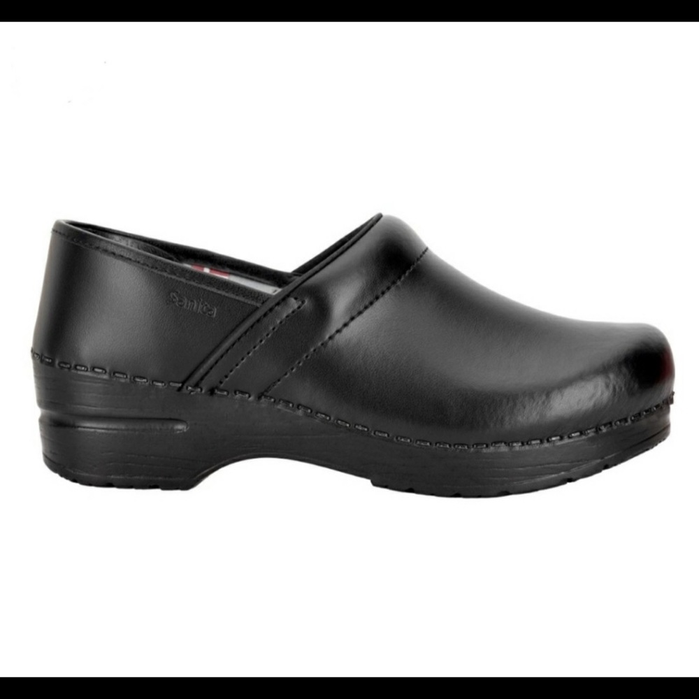 Sanita Smart Step Slip Resistant Professional Smooth Clog Black